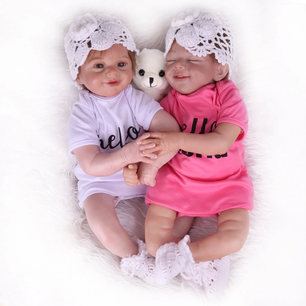 Кукла младенец Reborn Baby 55 см с новым лицом очень милая мягкая на ощупь гибкая