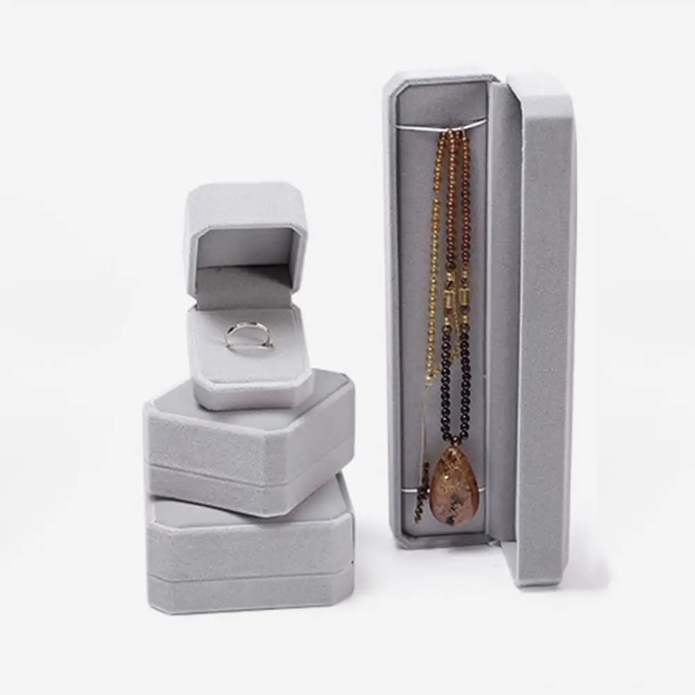 

Ring Box Good-looking High-end Large Capacity Earring Holder Large Capacity Stable Gift Box