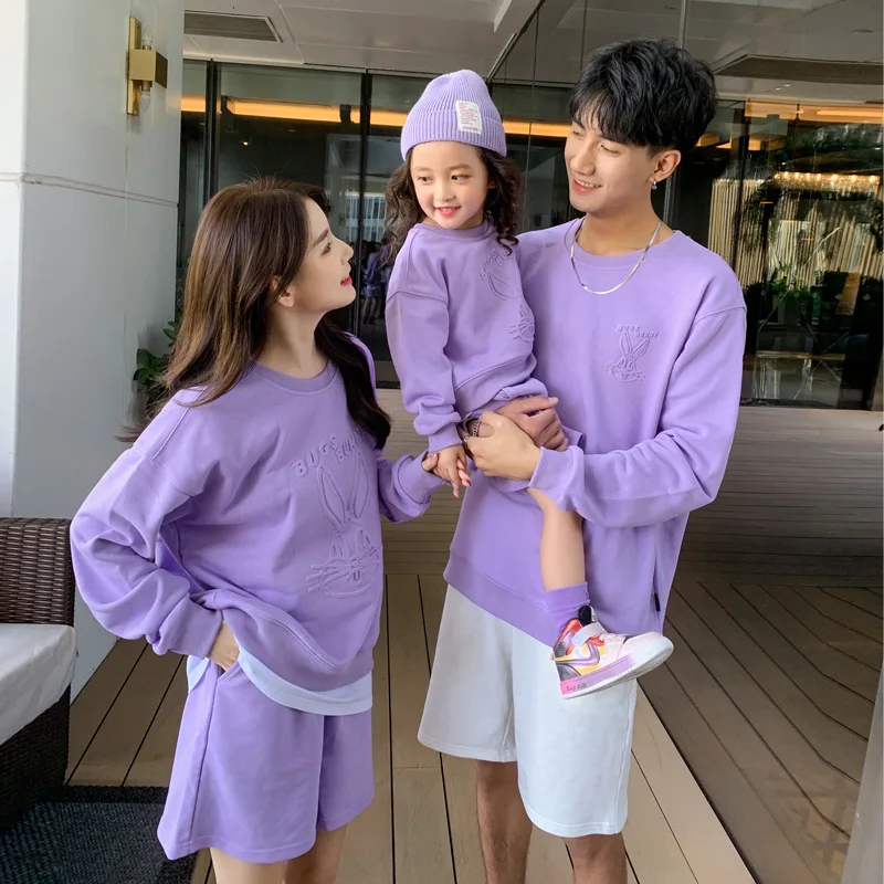 

Parents and children wear a three member sweater fashion loose suit purple
