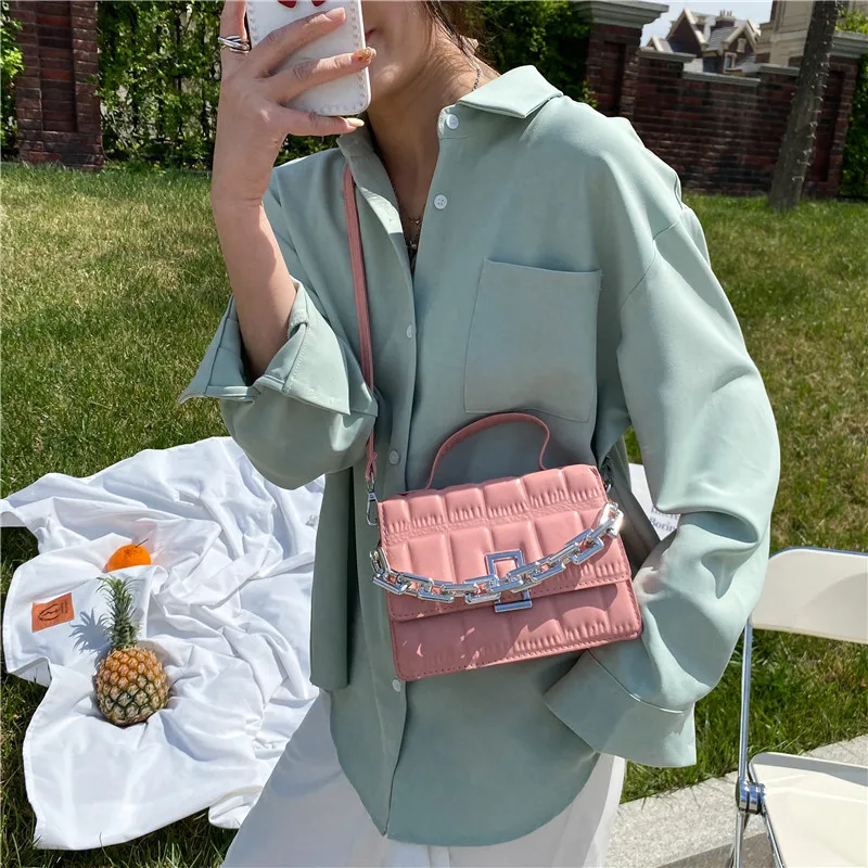 

All-match Retro Texture Portable Small Bag 2021 Spring Summer New Fashion Foreign Style Single-shoulder Armpit Small Square Bag