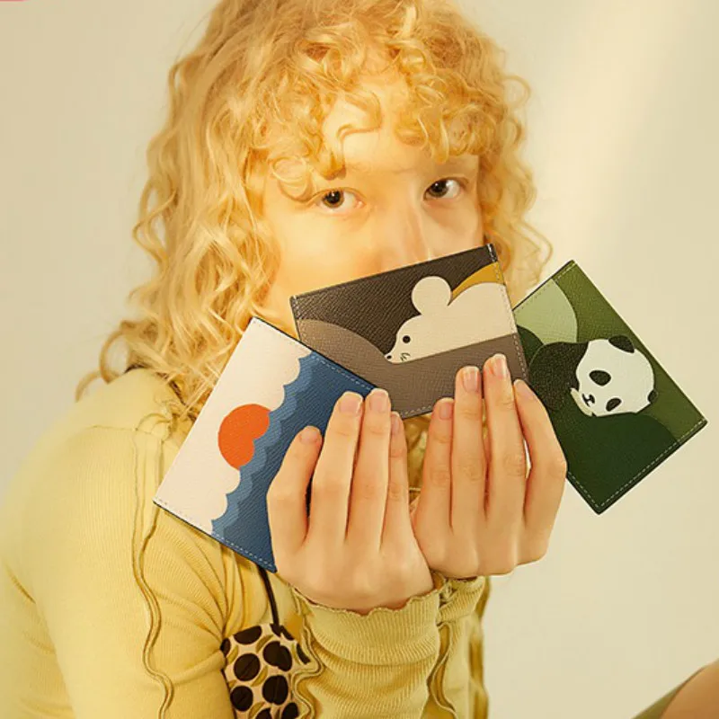 

Cartoon Women Card Holder Designer Fashion Korean Id Card Holder Credit Leather Travel Accessories Carteras Women Bags AE50CH