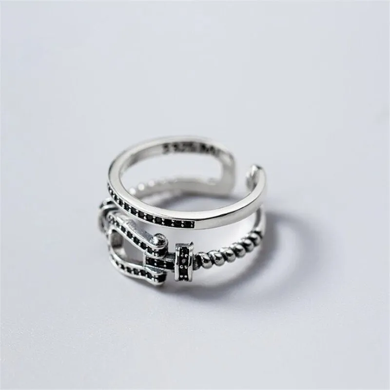 Женское кольцо с черным Цирконом Двухслойное Открытое серебряного цвета