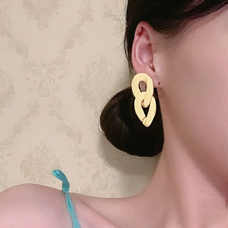 Модные ажурные серьги-кольца с цепочкой женский дизайн карамельных цветов |