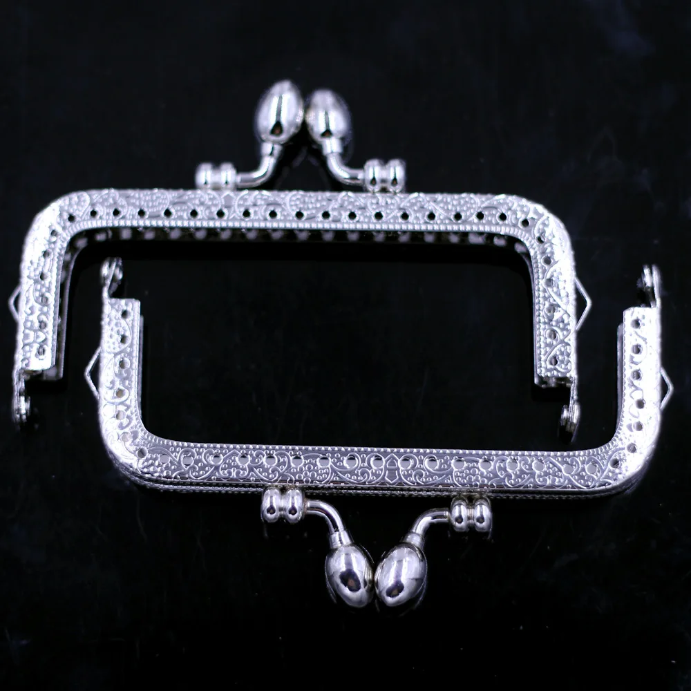 

Silver Tone Square Metal Purse Frames Kiss Clasps Wallet Clutchs Buckles Pattern Engraved Handbag Handles Replacement Lock Parts