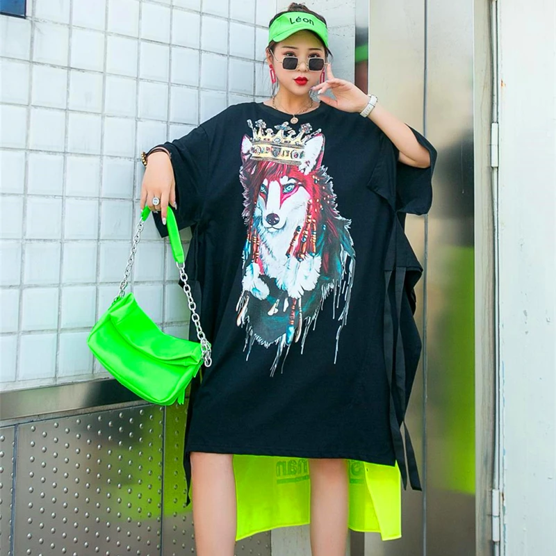 Женское платье-рубашка с мультяшным принтом свободное асимметричное в стиле