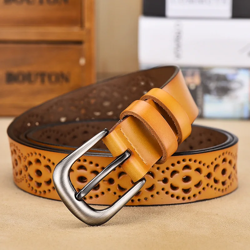 

2020 Women Belt Genuine Leather belt for Women Strap Female Pin Buckle Fashion Vintage Metal Embossing belts FG4016N-1