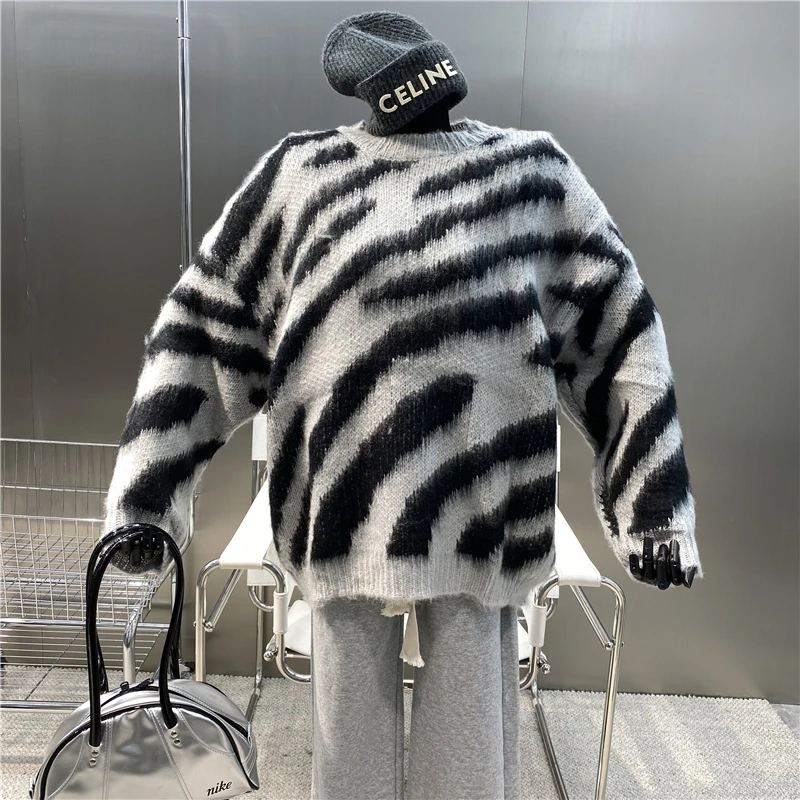 

New Brand Niche Design 2021 Lazy Zebra Print Pullover Medium Long Sweater Loose Casual Versatile Thin Sweater