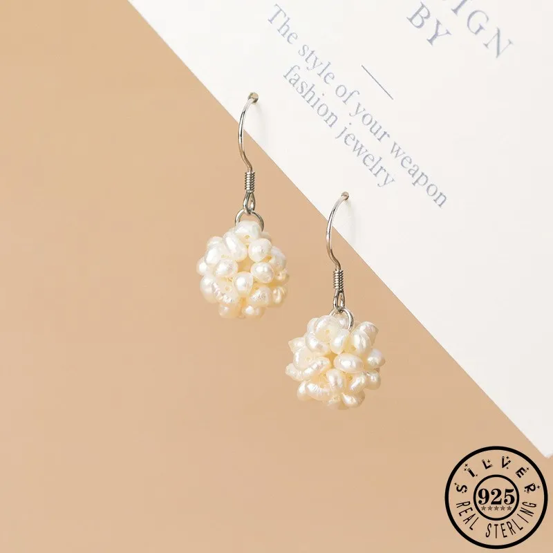 Женские серьги-подвески из серебра 925 пробы с натуральным жемчугом в стиле