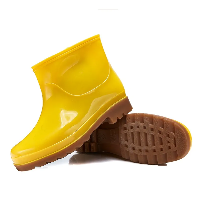 

New good quality Men Rain Boots Workplace Kitchen Waterproof Labor Shoes Male Rainy Car Washing Men's Shoes rain boots shoes