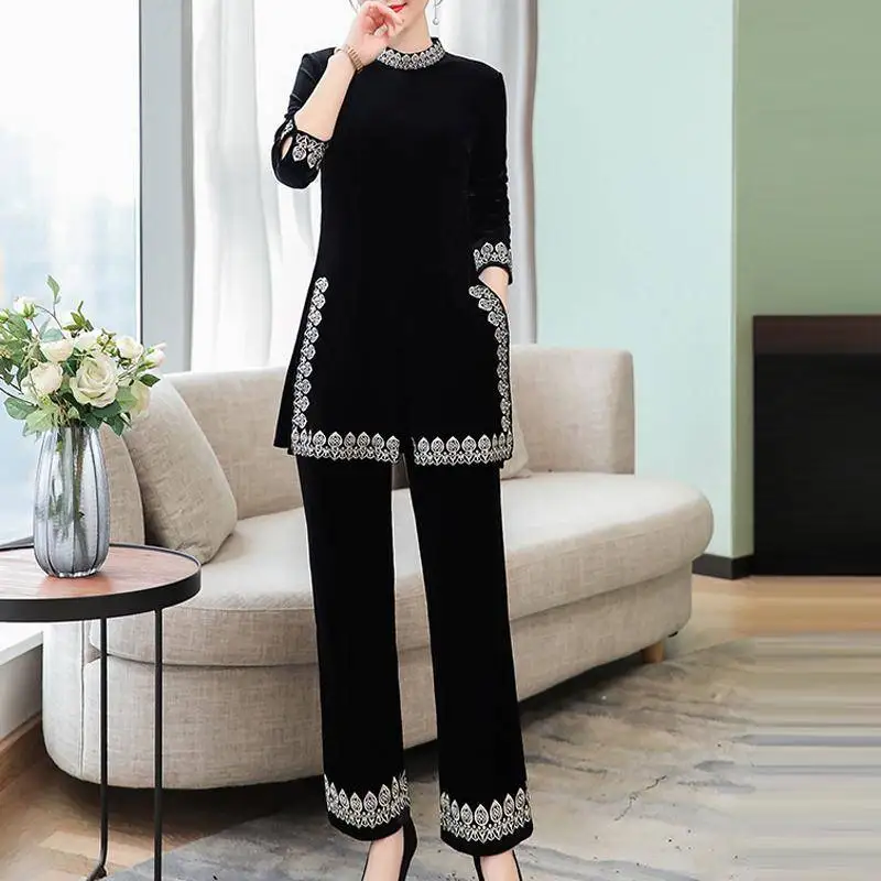 Женские комплекты со штанами с цветная футболка короткими рукавами и штаны на