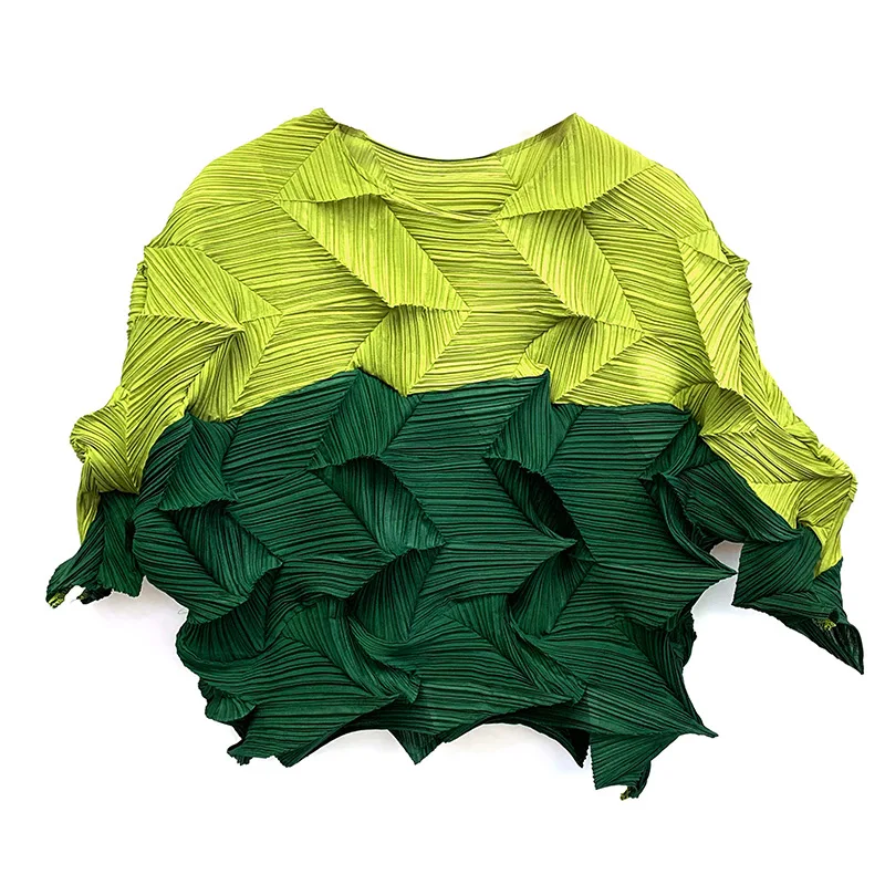 

MIYAKE pleated diamond pleated top 2020 early spring new pleated color matching T-shirt large size base shirt free ship