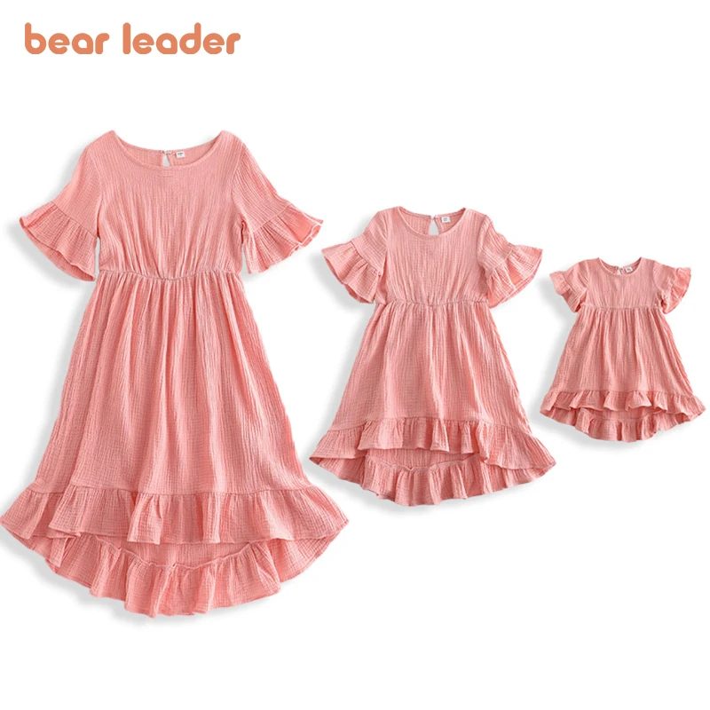 

Bear Leader Summer Mother Daughter Solid Dresses Kids Girl Ruffles Costume Family Matching Outfit Mom Girls and Baby Casual Suit