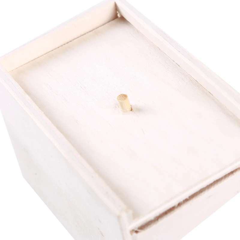 

Prank Bauble April Fool's Day Spoof Funny Scare Small Wooden Box Spider Scary Girls Education Baby Toys Hot New