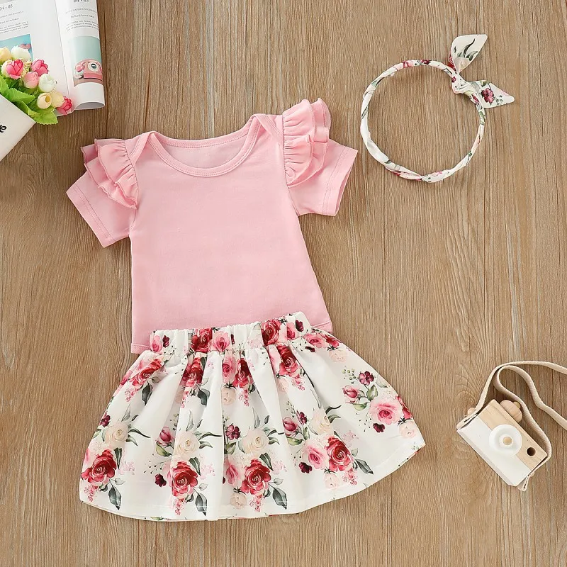 

Летние комплекты одежды из 3 предметов для маленьких девочек Милый хлопковый комбинезон с короткими рукавами, топы, короткая юбка с цветочн...