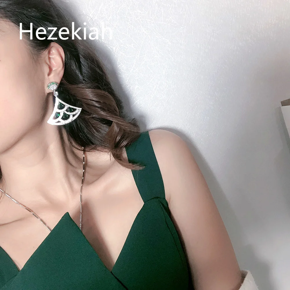 

Fan LADIES Quality Bridal EARRINGS Luxury High-end Banquet Party Classic Silver 925 Wholesale Fine Jewelry Accessories Trending