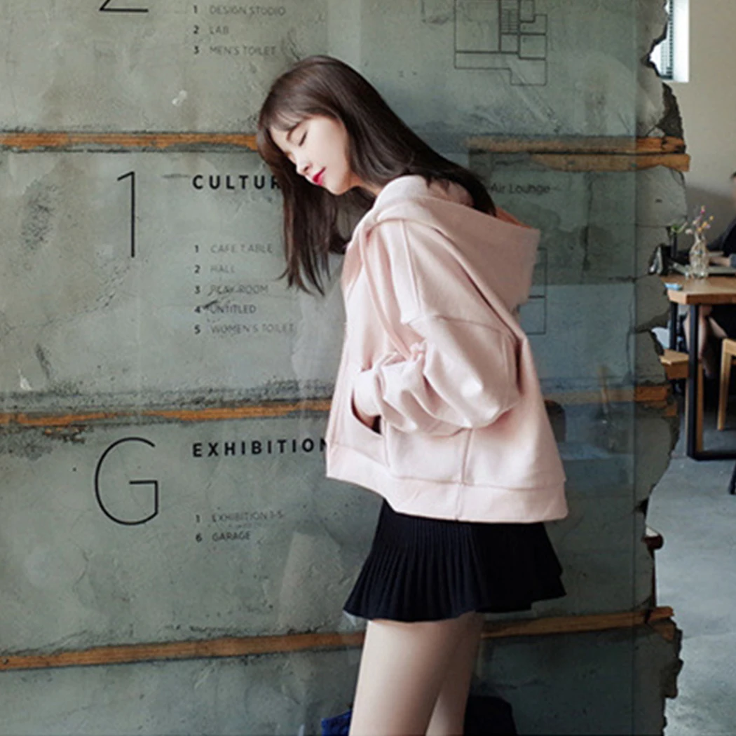 Модная укороченная куртка с капюшоном 2019 Женская толстовка на молнии уличная