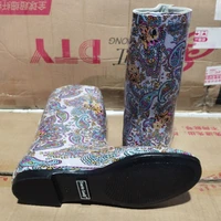 spring and autumn fashion mid low state water boots ladies floral non slip lightweight casual shoes rubber rain boots