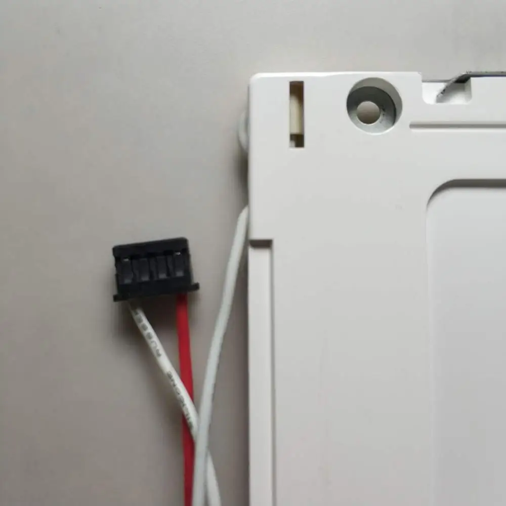 

LM64P83L LCD screen