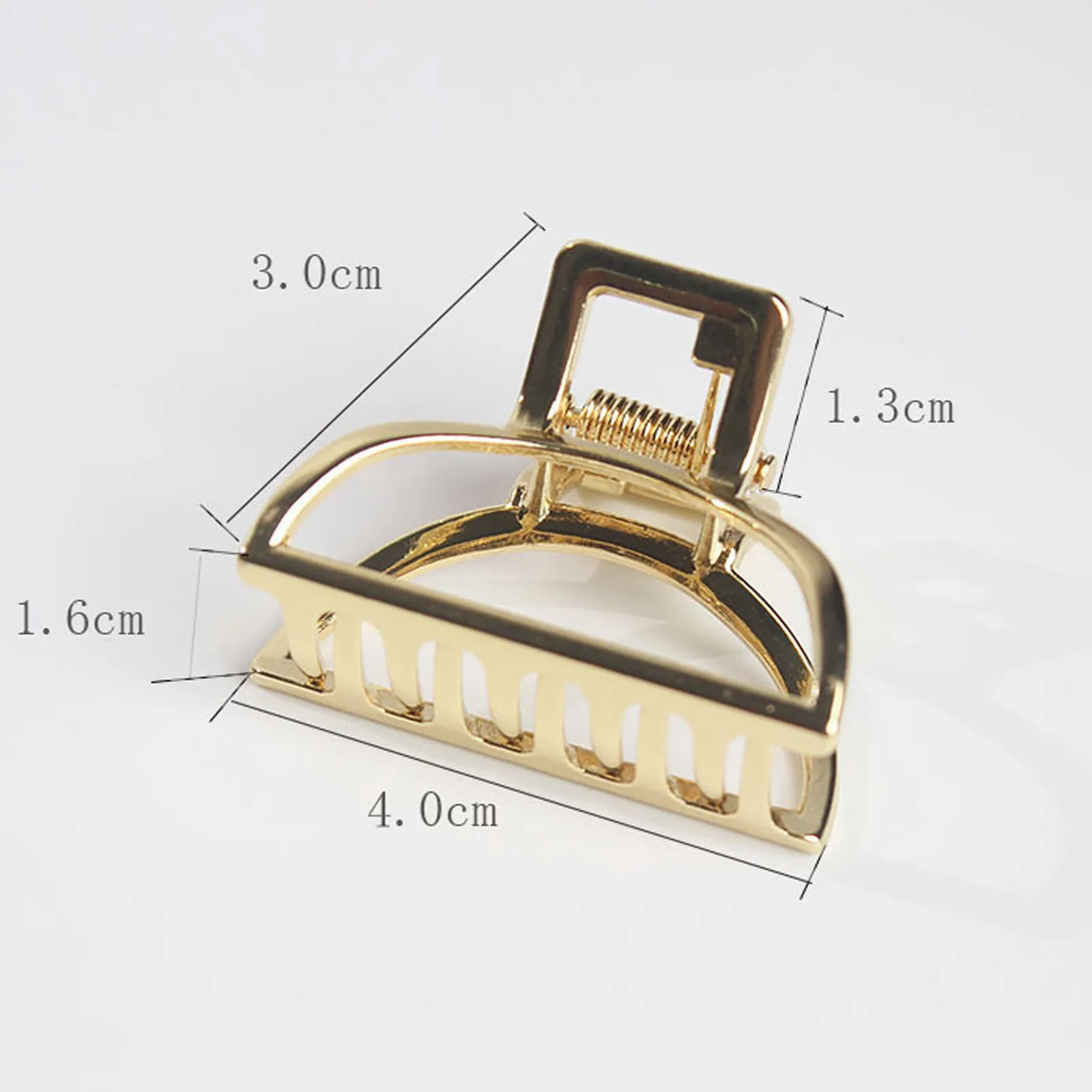 Рисунок 5 - заколки для волос