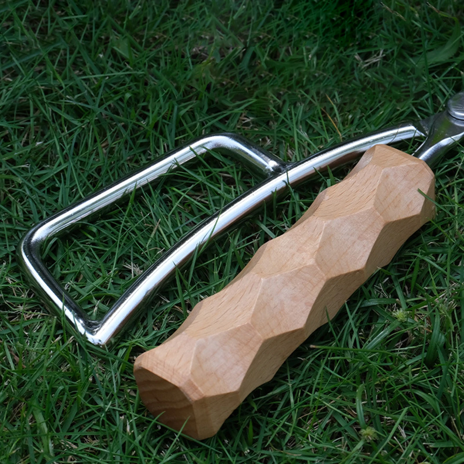 

Charcoal Clip Portable Heat Resistant Wood BBQ Stainless Steel Duckbill Tongs for Outdoor Camping Picnic Accessories