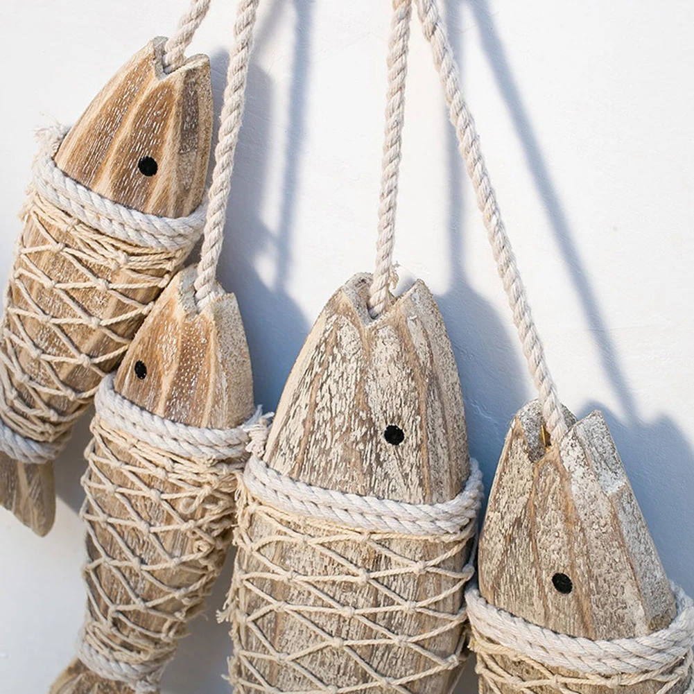 

2Pcs Vintage Mediterranean Style Vintage Antique Hand-carved Fish Hanging Wooden Decoration Home Hanging Decoration Gifts