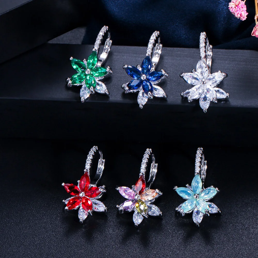 ThreeGraces Модные Разноцветные зеленые розовые красные кубические циркониевые хрустальные вечерние серьги-гвоздики с огранкой маркиза с милым цветком для женщин ER311