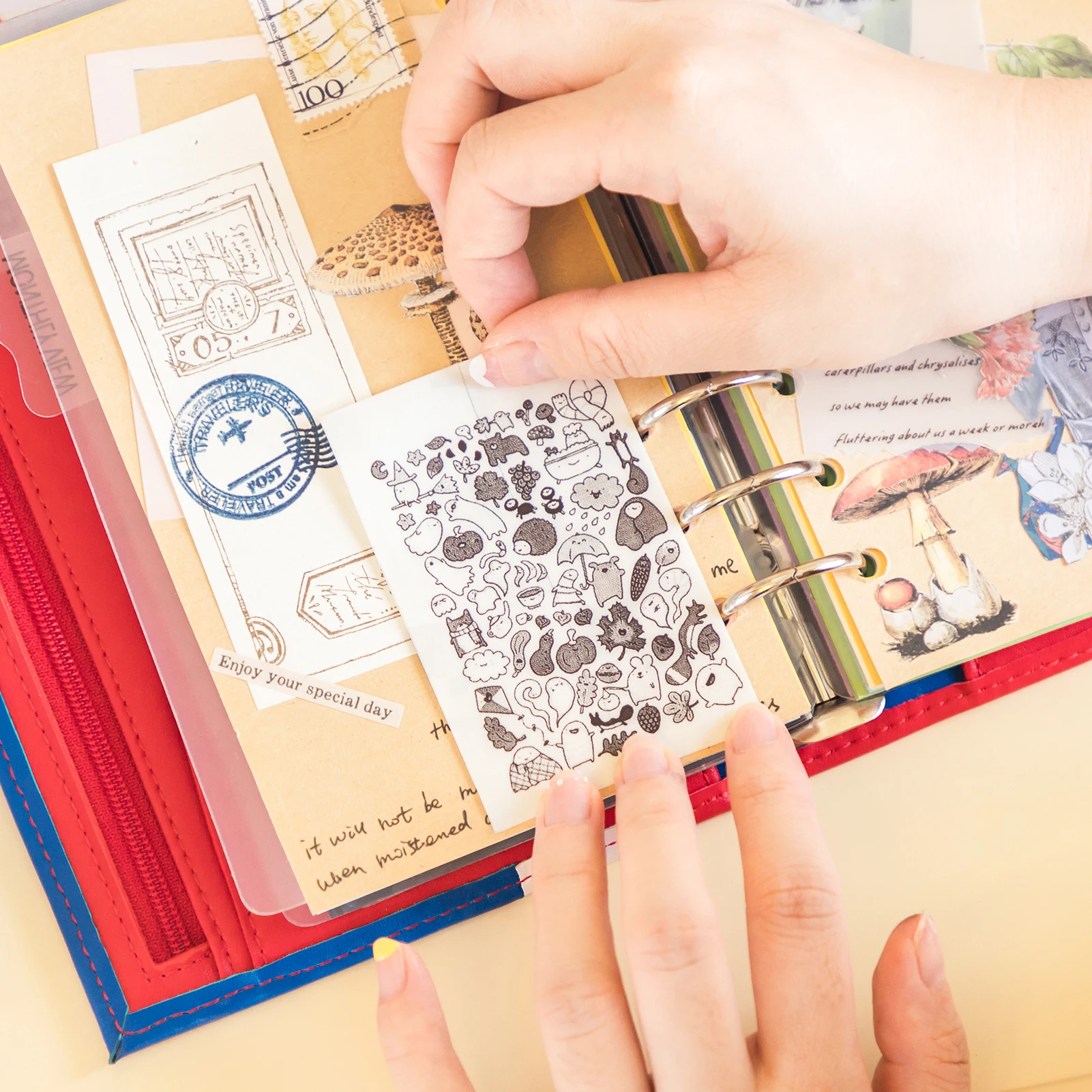 

57x30mm Self-Adhesive Thermal Paper Roll White Sticky Paper BPA-Free for PAPERANG P1(S)/P2(S) Pocket Thermal Printer