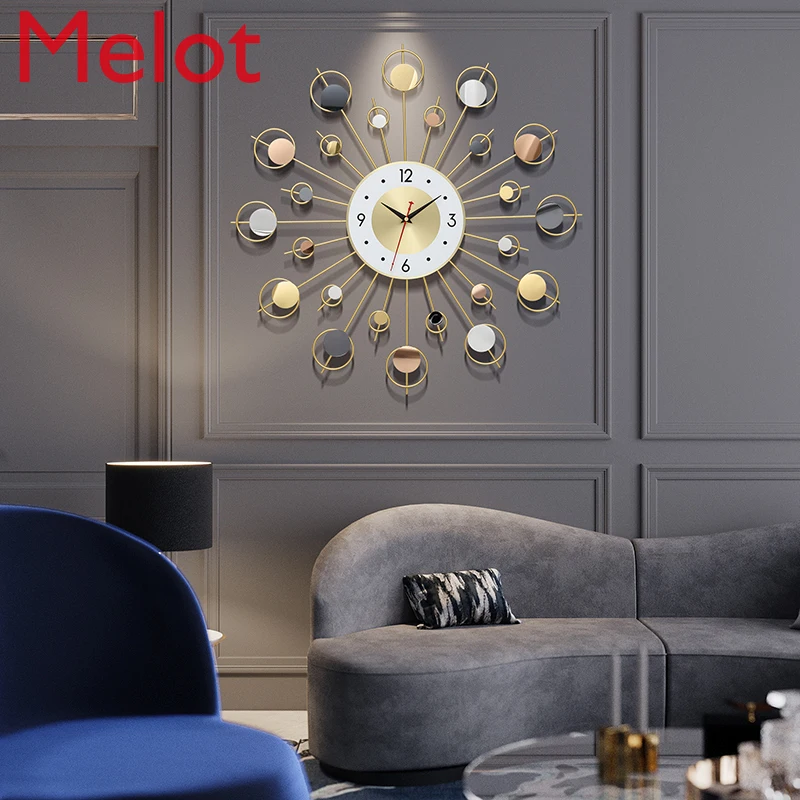 

Silent Simple Quartz Clock Wall Clock Living Cool Creative and Slightly Luxury European Modern Fashion Clock Bedroom and