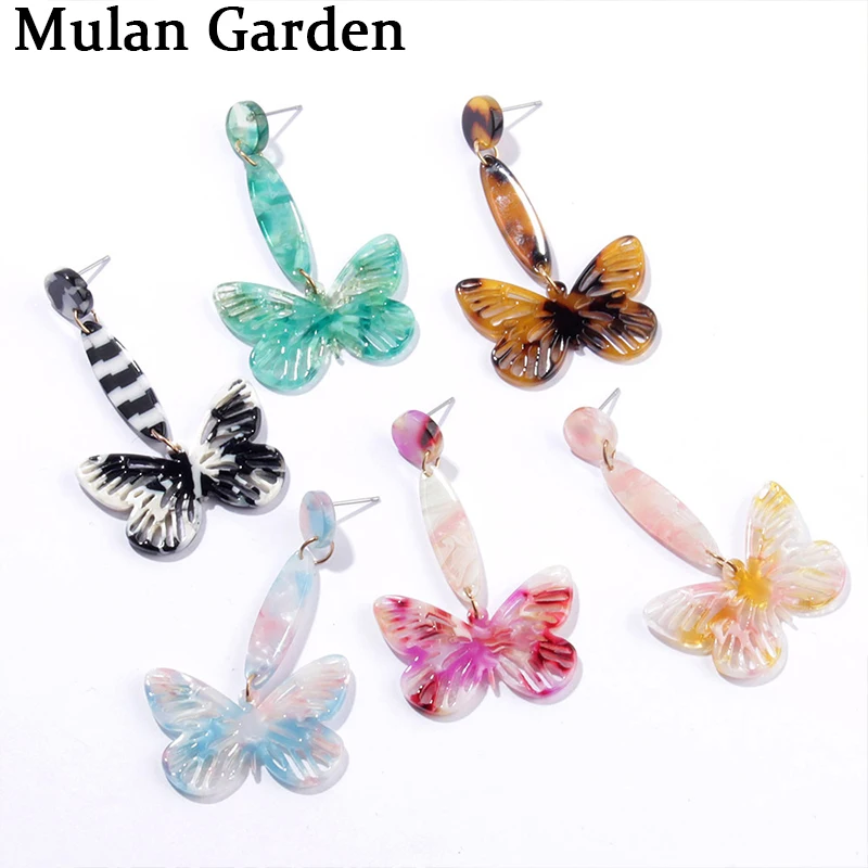 M &amp G модные простые акриловые серьги для женщин полые бабочки винтажные