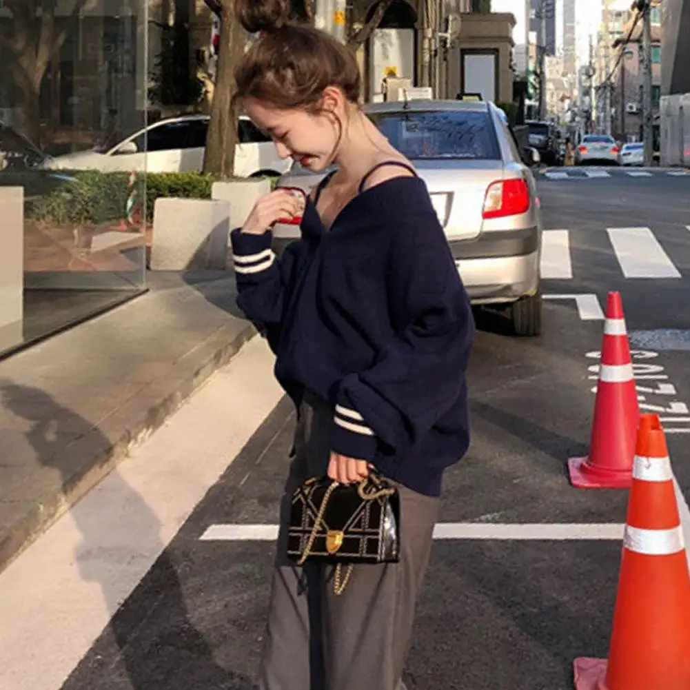 

2021 Winter Spring Women Pullover V-Neck Sexy Off Shoulder Sweater Knitted Stylish Casual Korean Lady Jumpers