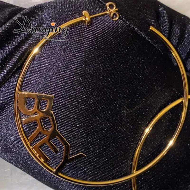 Duoying круг имя серьги кольца Стиль серег круглый Персонализированные