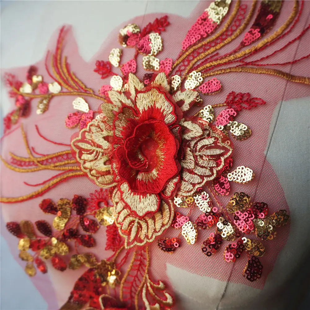 Кружевная ткань с красными золотыми блестками и цветами вышитая кисточка