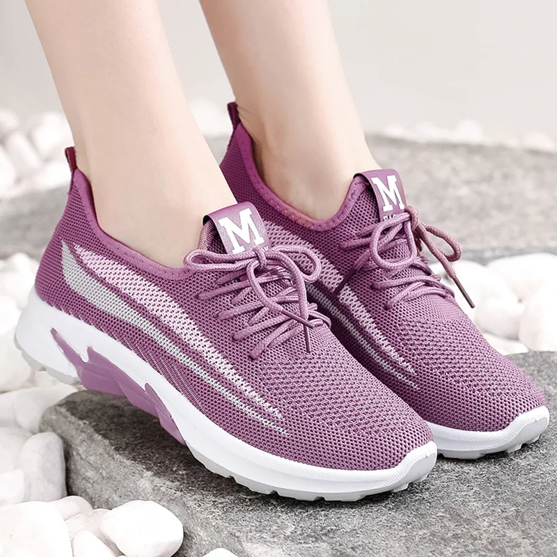 

Spring new style 2021 flying woven breathable casual sports shoes old Beijing cloth shoes female soft sole mother shoes ALqinwa