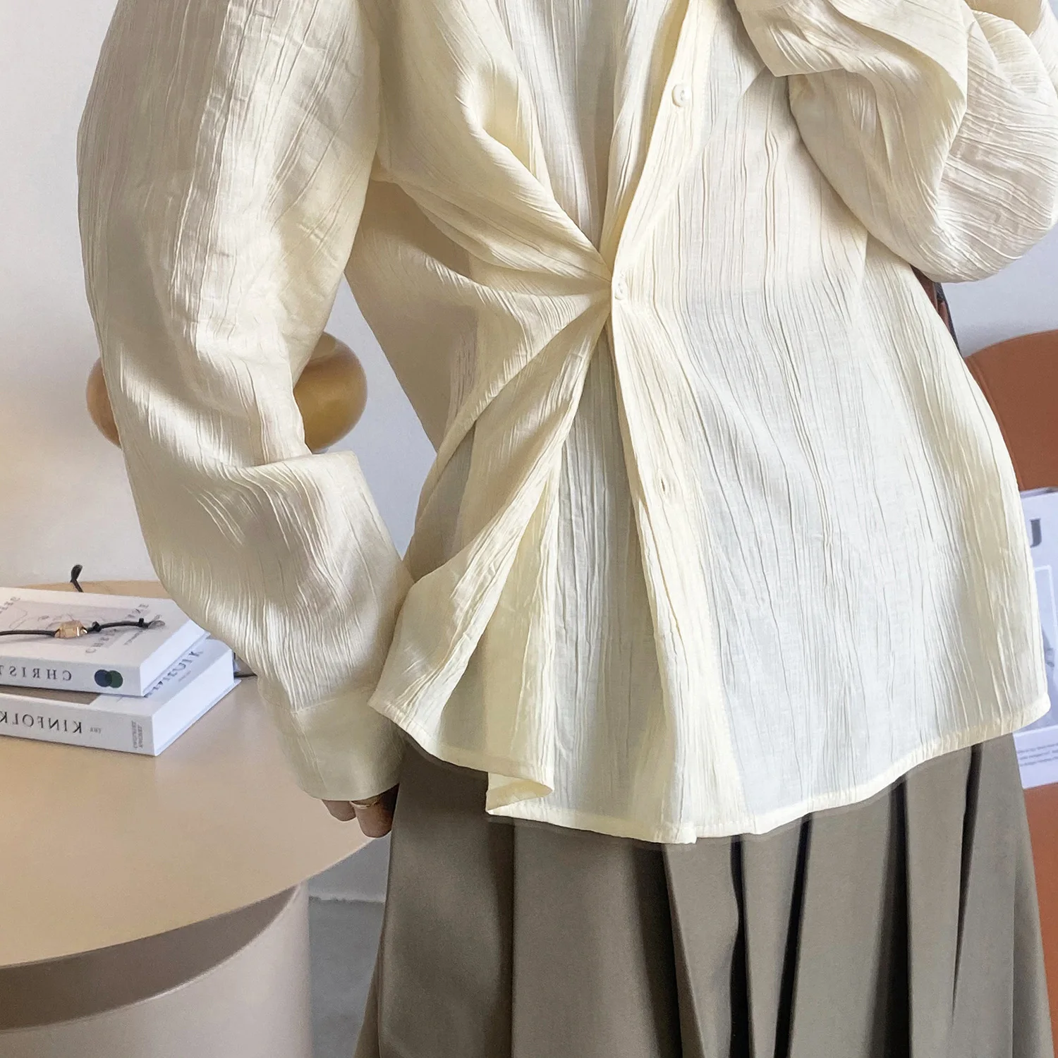 

2021 Spring Irregular Pleated Women Shirts Long Sleeve Blouse Blue Yellow Solid Lapel French Shirt Women's Top Clothing