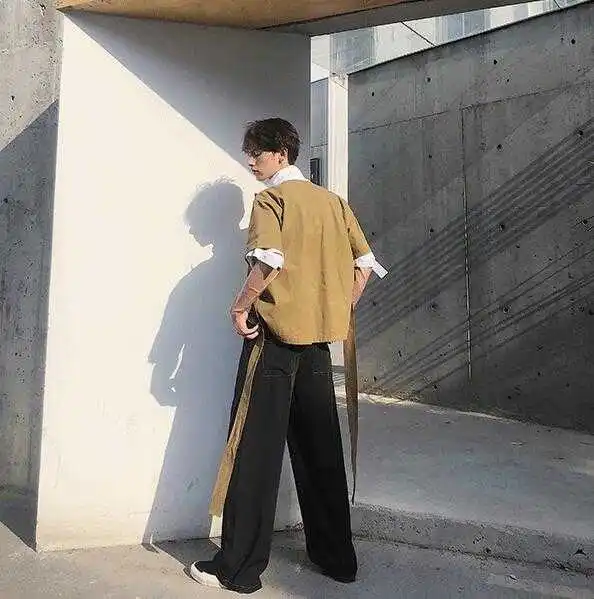 

Hoge kwaliteit Zomer nieuwe medium lange koffie drie kwart mouw mode overhemd Koreaanse trend persoonlijkheid V-hals casual