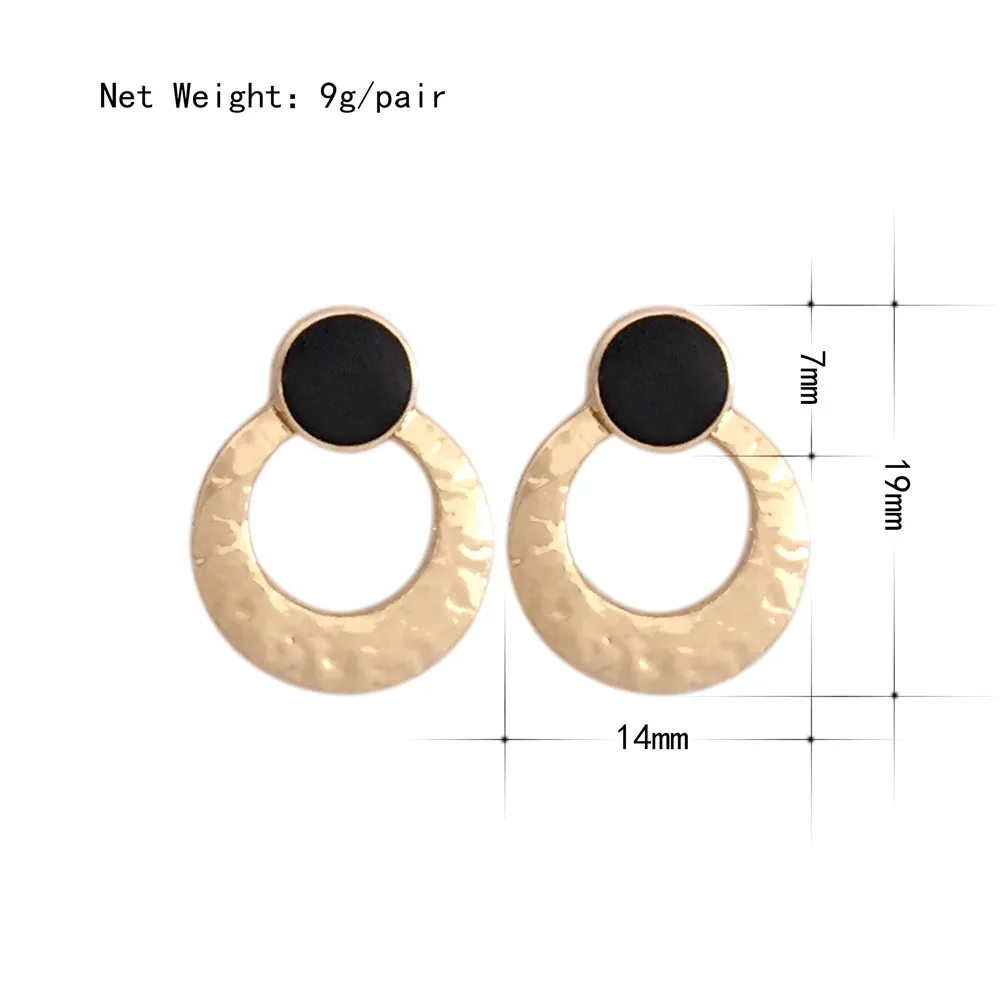 

New Fashion Korean Style Sexy Tide Female Stud Earrings Gold Color Black Decoration Cute Earrings for Girl Friend Best Gift