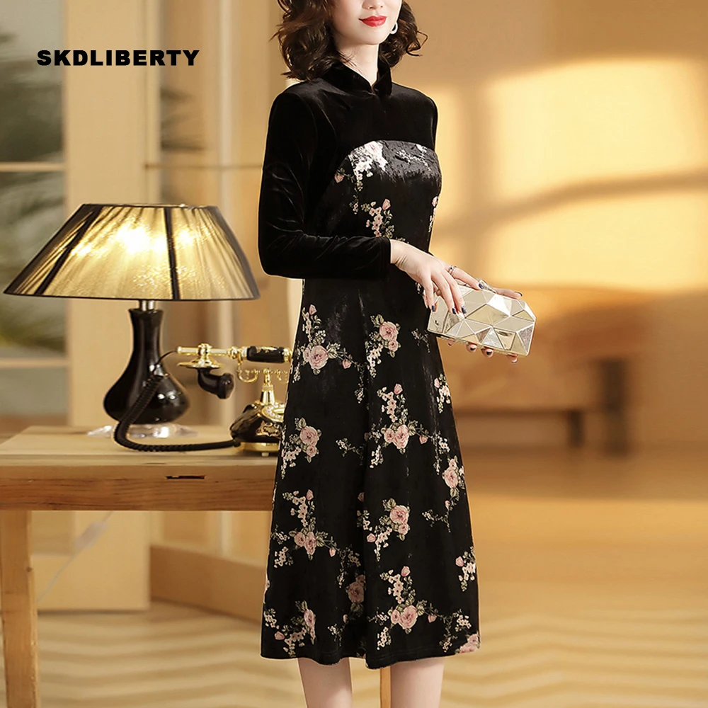 Женское вечернее длинное платье из шифона с цветочным принтом черное свободное