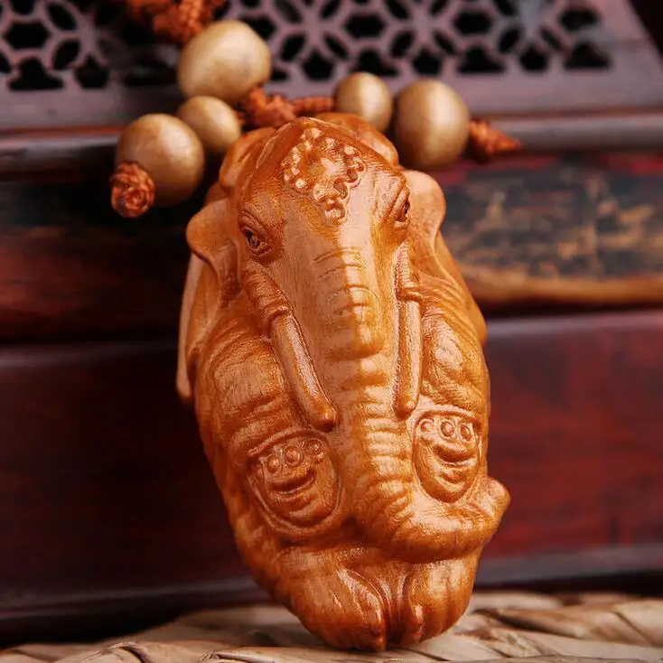 

Деревянный брелок с Ганешей из эбенового дерева