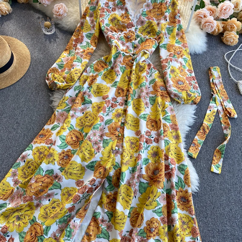 

flower printed French court dress wavy edge v-neck hubble-bubble sleeve cultivate morality show thin holiday in dress
