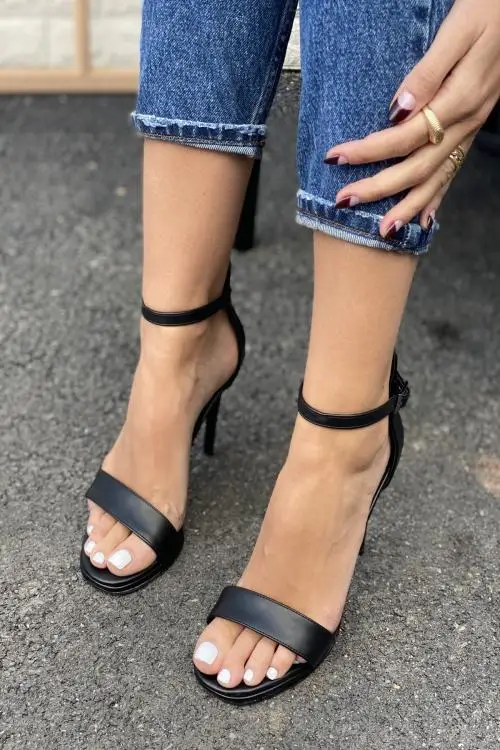 

TUGBA Women Single Band Wrist Belt Detail Heels Shoes