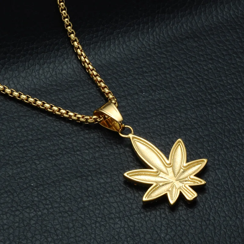 

HIP Hop Gold Color Stainless Steel Bling Iced Out Rope Chain Maple Leaf Pendants & Necklaces for Men Jewelry