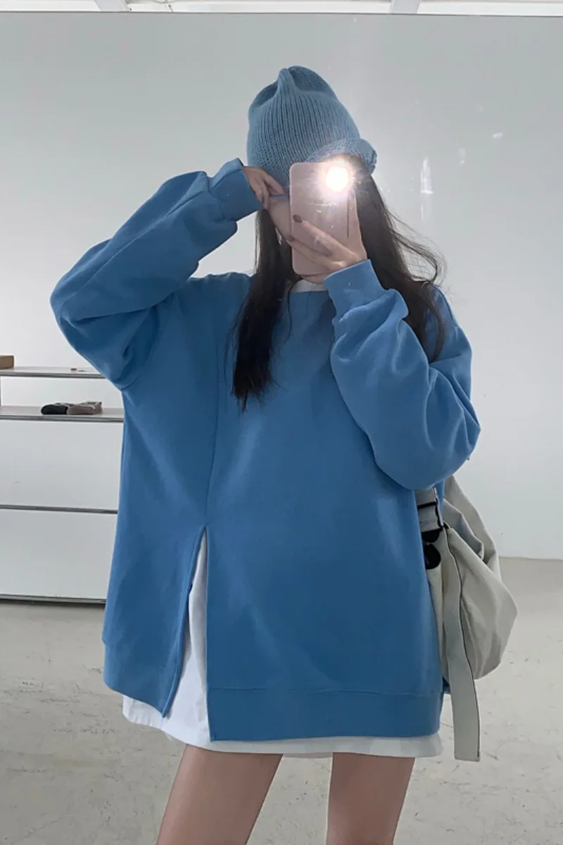 

2021 New Womens Korean Fashion Loose Split Fork Asymmetrcical O-Neck Sweater Spring Autumn Casual Lantern Long Sleeve Sweaters