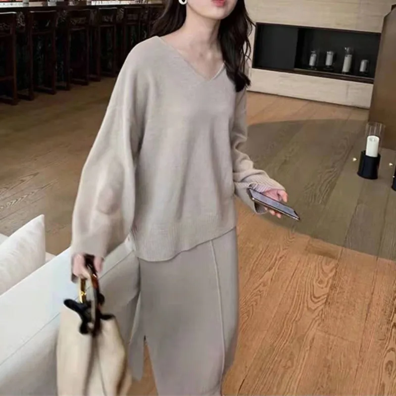 

2021 Korean Knitted Women Skirt Suit V-neck Long Sleeve Pullover Sweater Top + Midi Bodycon Skirt Two Piece Set Women Casual New