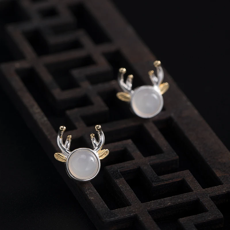 

VLA 925 Sterling Silver Creative Personality Chalcedony Deer Earrings Women's Fashion Lovely Antler Earrings