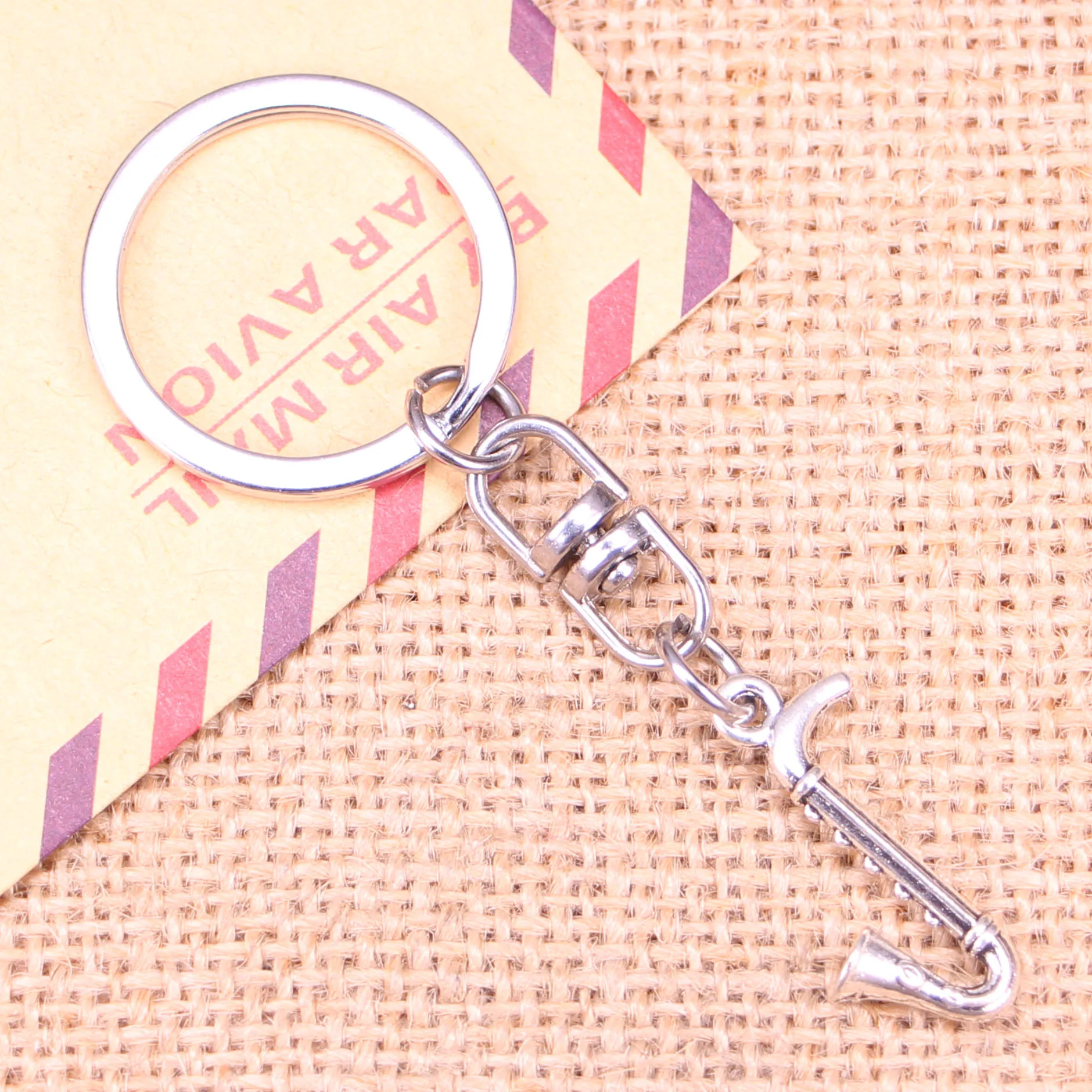 Новинка модный брелок 17x27 мм музыкальные подвески для саксофона мужские