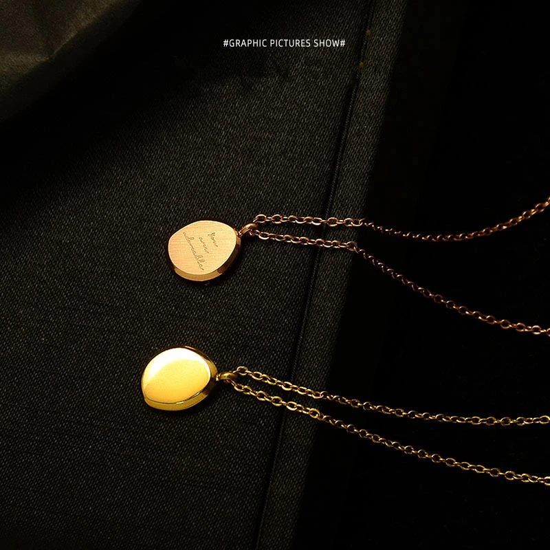

TOSOKO Stainless Steel Jewelry Lace Irregular Oval Letter Pendant Necklace Simple Chain For Women P570
