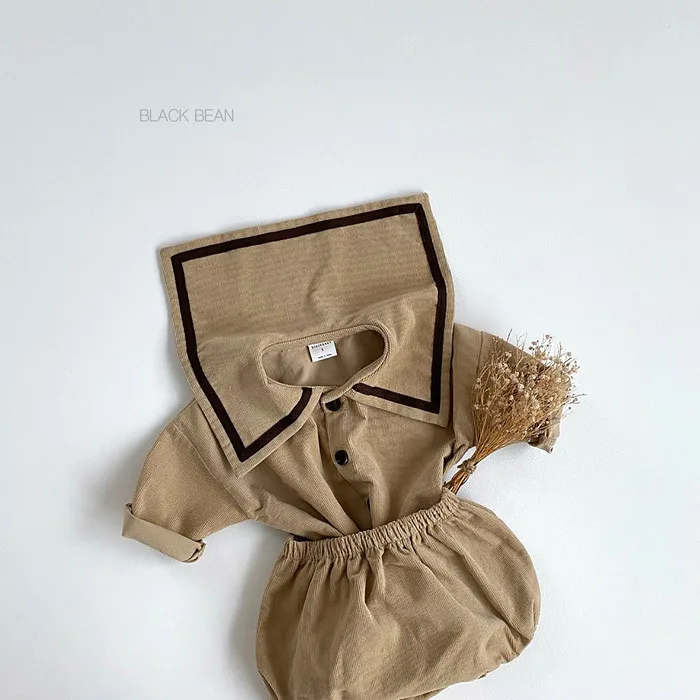 Комбинезон детский хлопковый с матросским воротником и шортами Осень-зима 2020 |