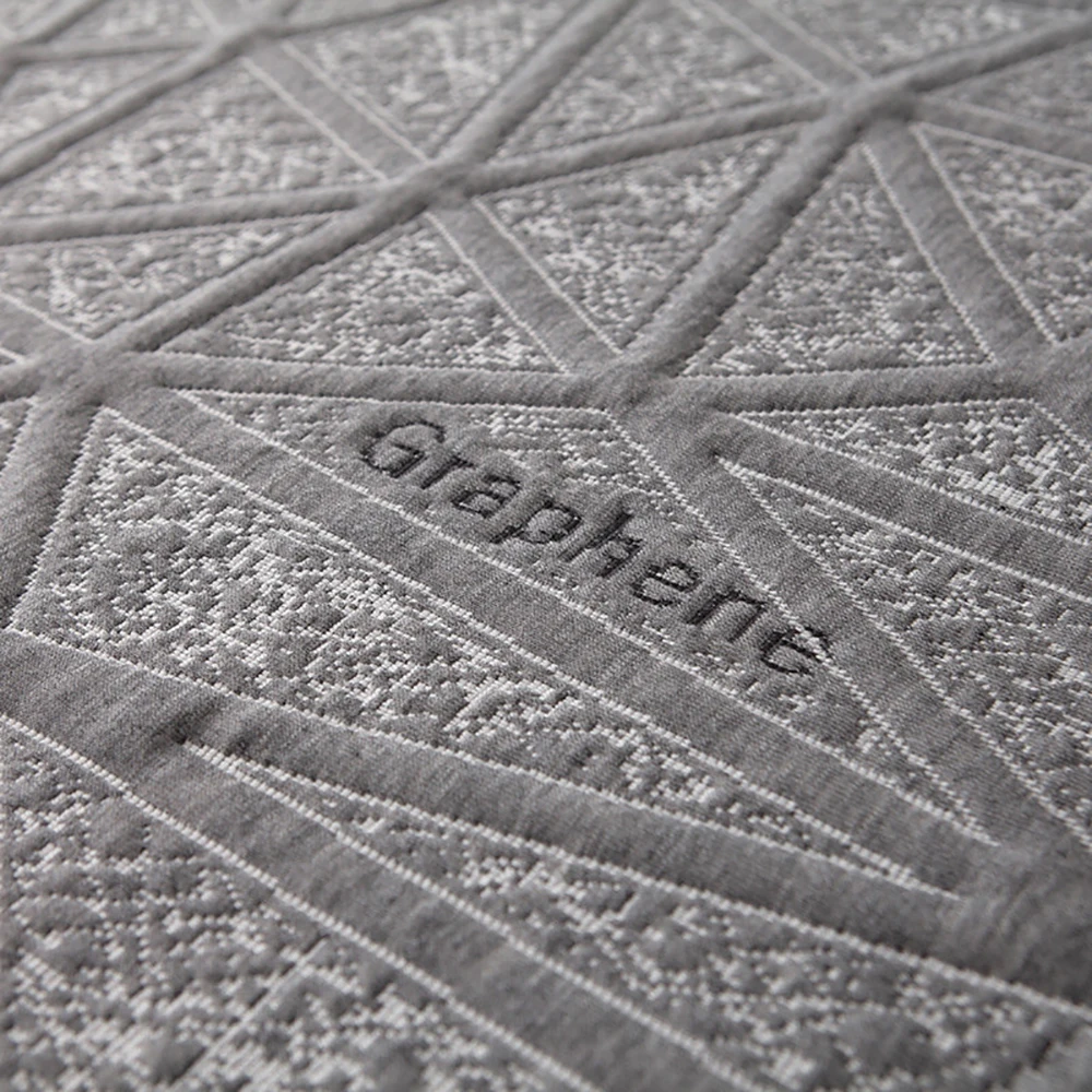 

Super Warm 100% Polyester MicrofiberElastic Fitted Sheet Quilt Cover Bed Cover 2 Pillow cases Suitable For King Size