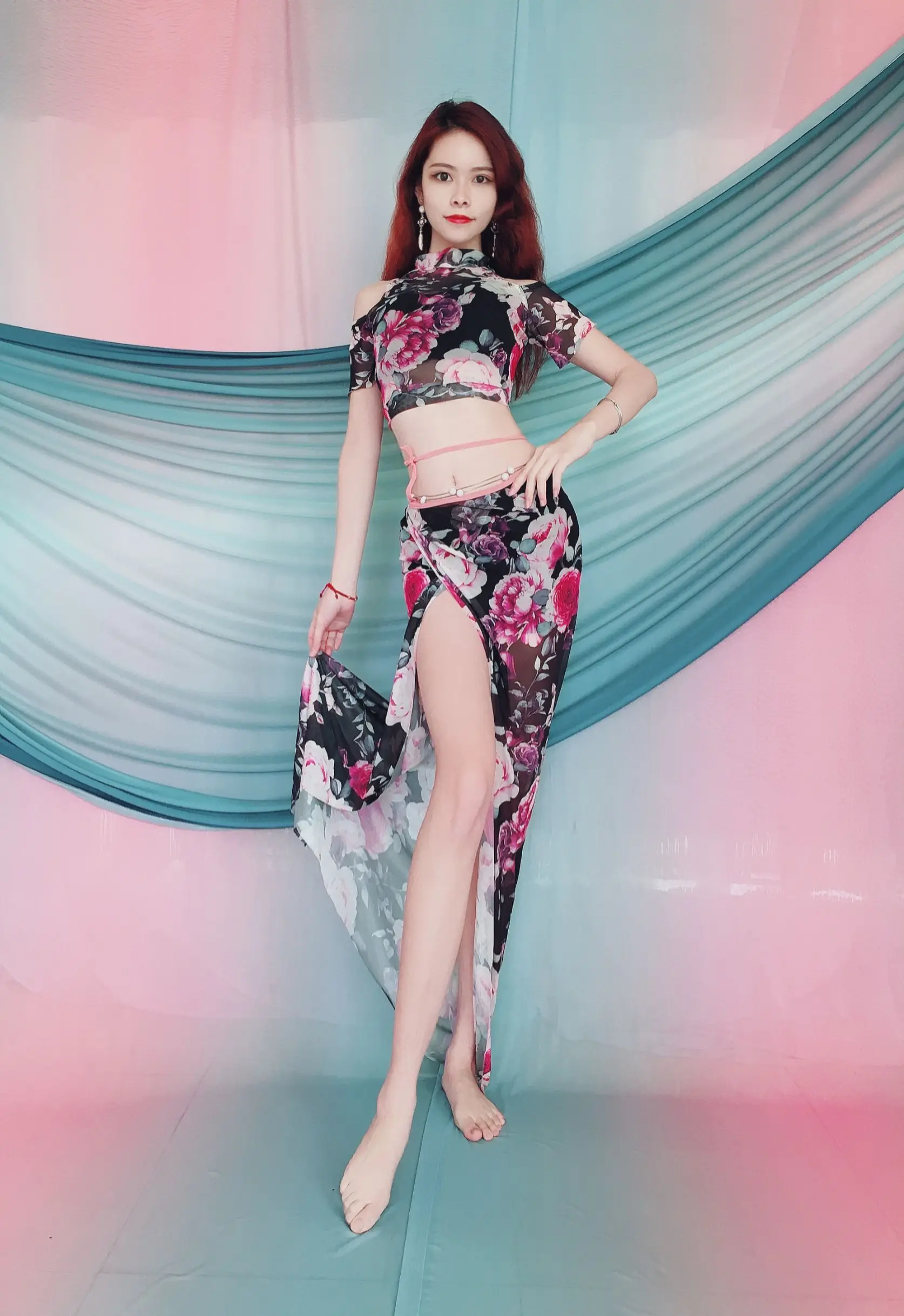 Восточный танцевальный костюм для восточных танцев живота Балади Санди