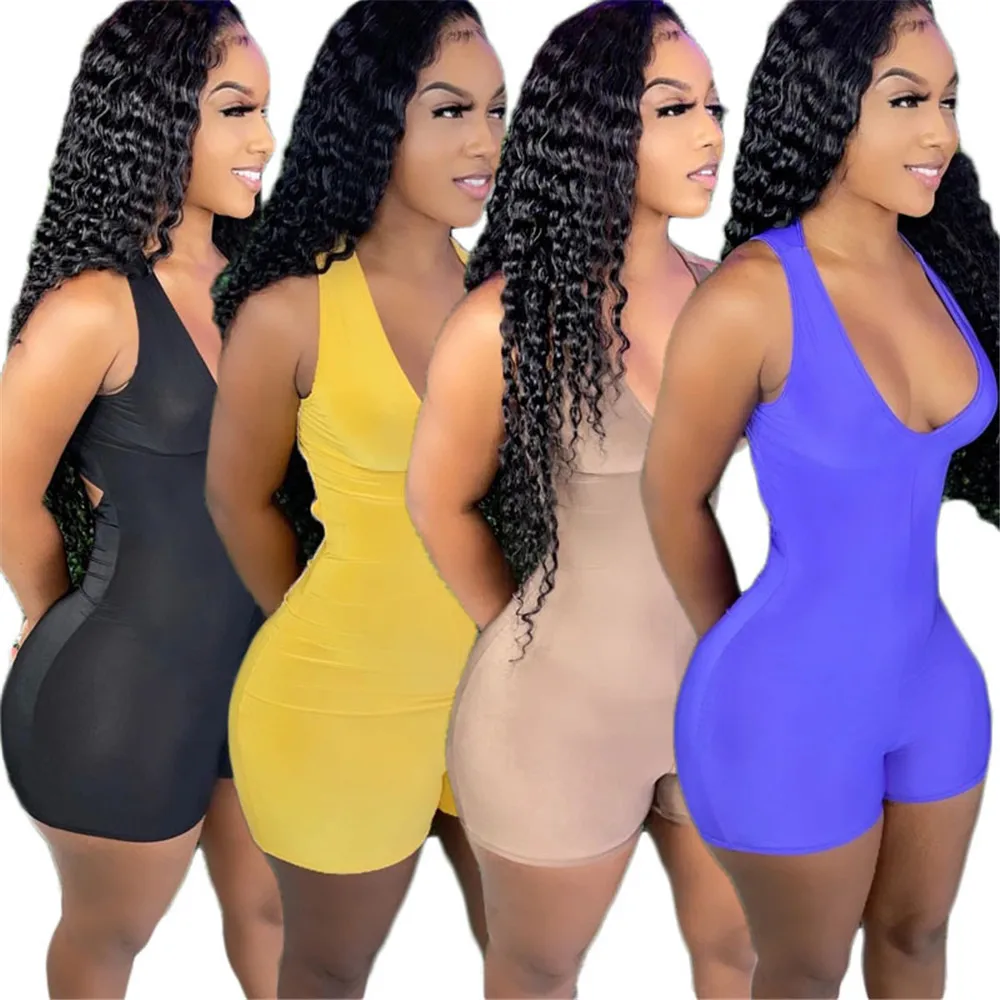 

Женский эластичный комбинезон с V-образным вырезом